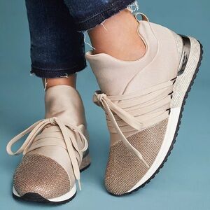 NEW J Slides Zorro Athletic Shoes; Women’s size 7; Rose Gold; Platino Gold; NIB